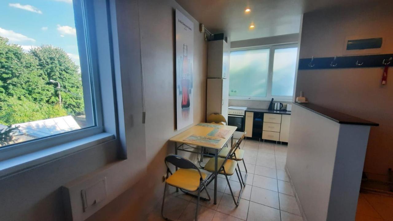 Spacious, Modern Condo In New Villa - Sleeps 6 Bucureşti Eksteriør bilde
